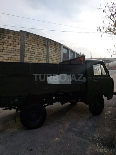 UAZ  1984, 25,000 km - 2.4 l - Qusar