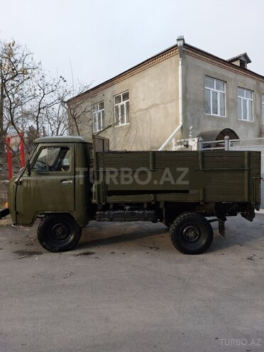 UAZ  1984, 25,000 km - 2.4 l - Qusar