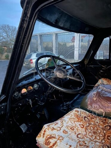 UAZ  1984, 25,000 km - 2.4 l - Qusar