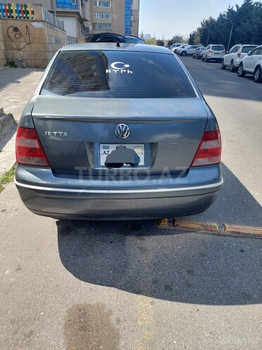 Volkswagen Jetta 2004, 268,000 km - 2.0 л - Bakı