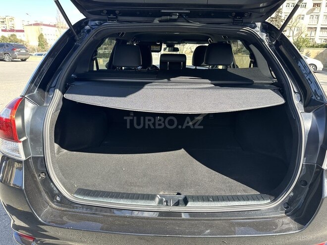 Toyota Corolla 2015, 86,000 km - 1.5 л - Bakı