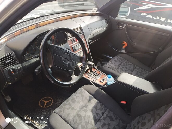 Mercedes C 200 1998, 313,200 km - 2.0 l - Bakı