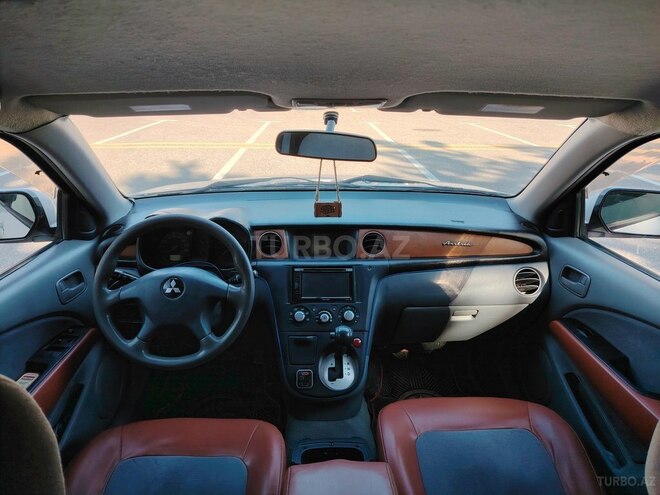 Mitsubishi Airtrek 2002, 350,900 km - 2.0 l - Sumqayıt