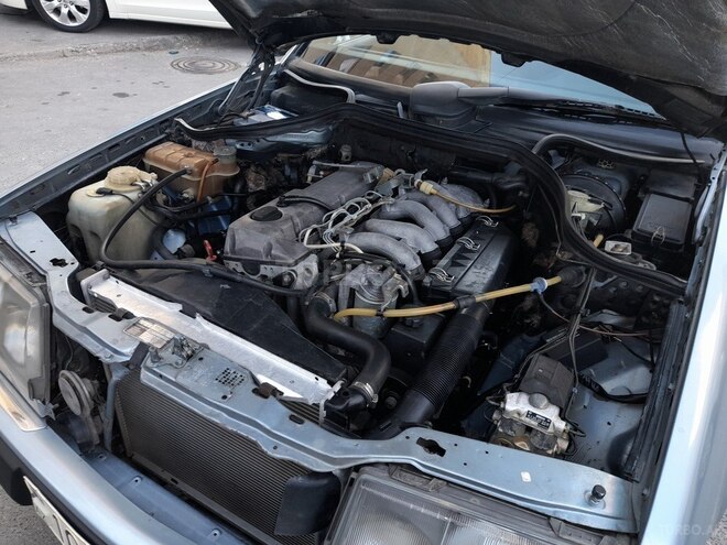 Mercedes E 250 1990, 855,555 km - 2.5 l - Bakı