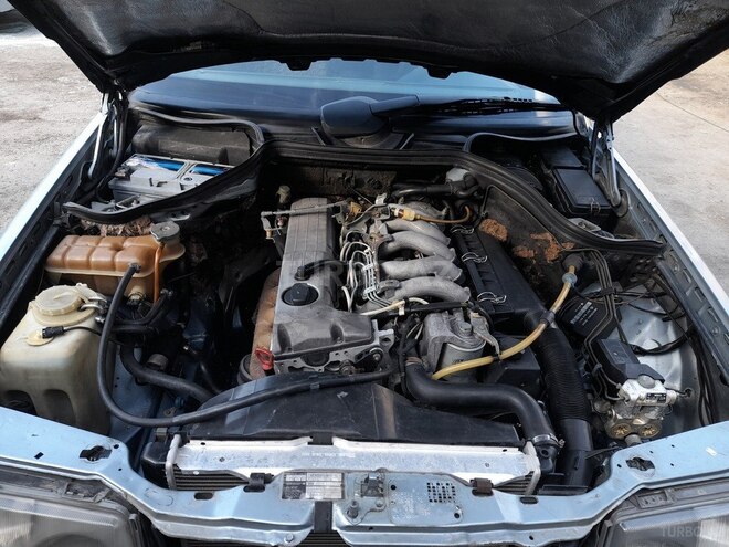 Mercedes E 250 1990, 855,555 km - 2.5 l - Bakı
