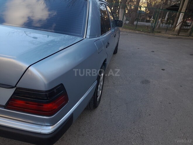 Mercedes E 250 1990, 855,555 km - 2.5 l - Bakı