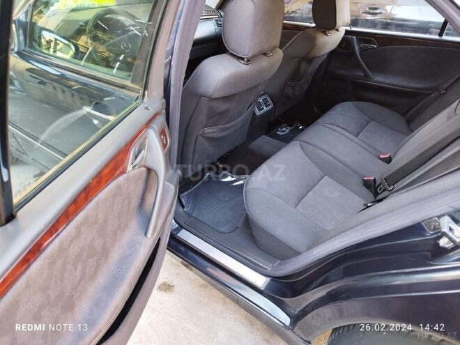 Mercedes E 240 2000, 240,000 km - 2.4 л - Bakı