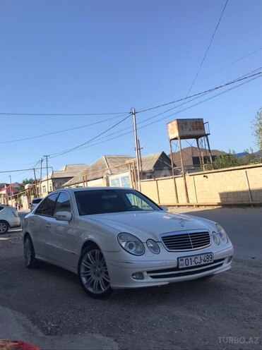 Mercedes E 240 2004, 267,200 km - 2.6 l - Bakı