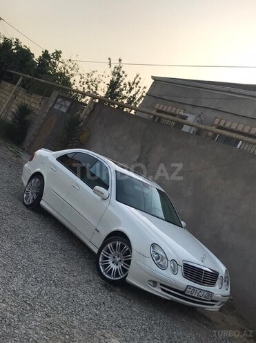 Mercedes E 240 2004, 267,200 km - 2.6 l - Bakı