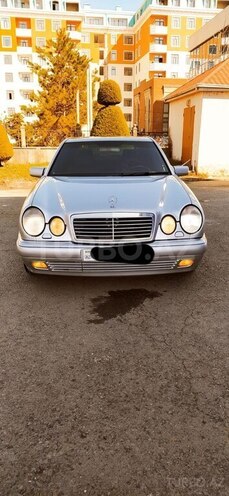 Mercedes E 240 1999, 155,100 km - 2.4 л - Lənkəran