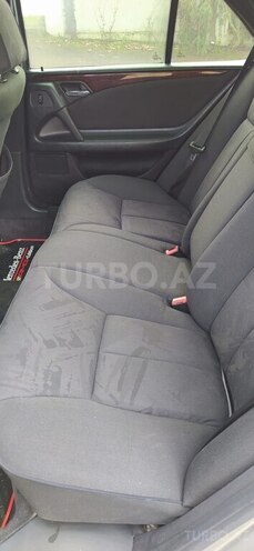 Mercedes E 240 1999, 155,100 km - 2.4 л - Lənkəran