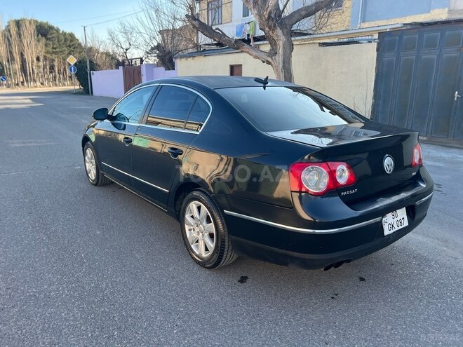 Volkswagen Passat 2005, 226,000 km - 2.0 l - Bakı