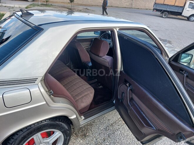 Mercedes 190 1990, 270,579 km - 2.0 л - Bərdə