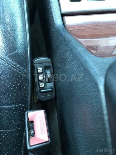 Mercedes C 220 1995, 411,000 km - 2.2 l - Ağcabədi