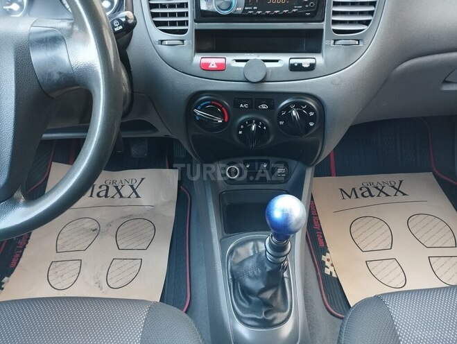 Kia Rio 2005, 280,000 km - 1.4 l - Sumqayıt
