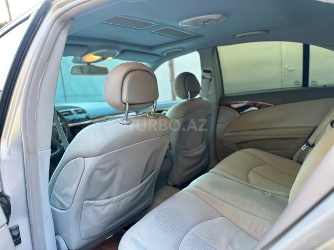 Mercedes E 240 2003, 293,121 km - 2.4 l - Bakı