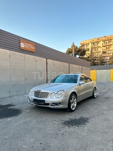 Mercedes E 240 2003, 293,121 km - 2.4 l - Bakı