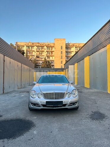 Mercedes E 240 2003, 293,121 km - 2.4 l - Bakı