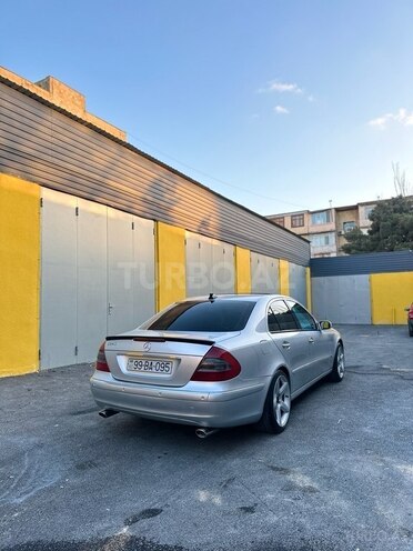 Mercedes E 240 2003, 293,121 km - 2.4 l - Bakı