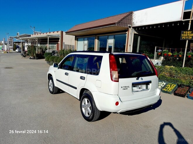 Nissan X-Trail 2011, 190,000 km - 2.5 l - Bakı