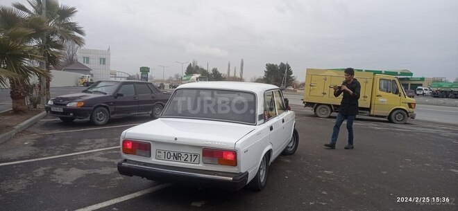 LADA (VAZ) 2107 2005, 99,000 km - 1.6 l - Ucar