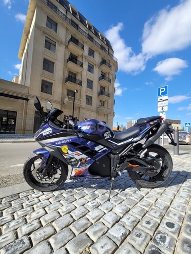 Kawasaki  2023, 0 km - 3.0 l - Bakı