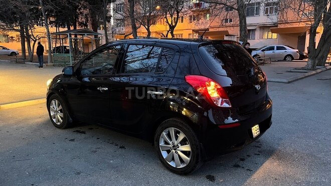 Hyundai i20 2013, 62,400 km - 1.4 l - Bakı