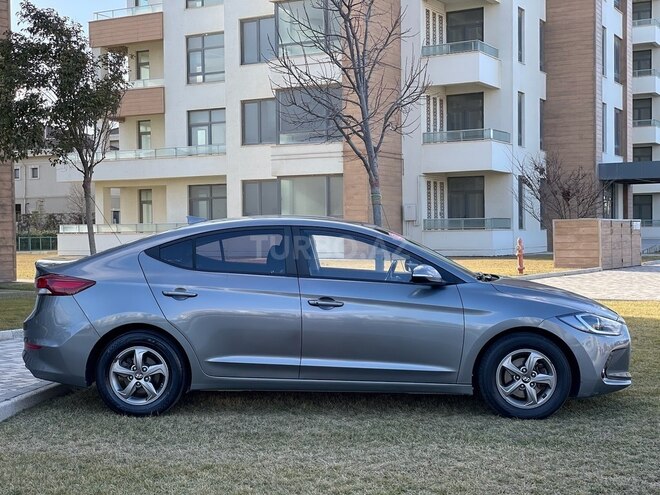 Hyundai Elantra 2016, 103,500 km - 1.6 l - Bakı