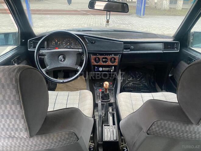 Mercedes 190 1990, 198,760 km - 2.0 л - Sumqayıt