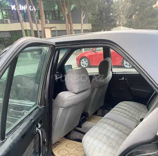 Mercedes 190 1990, 198,760 km - 2.0 л - Sumqayıt