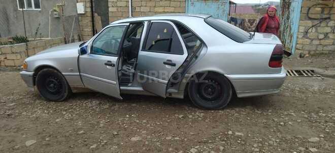 Mercedes C 240 1999, 326,777 km - 2.4 л - Şəmkir