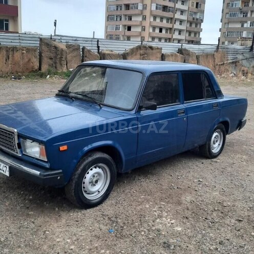 LADA (VAZ) 2107 2009, 398,000 km - 1.6 л - Naftalan