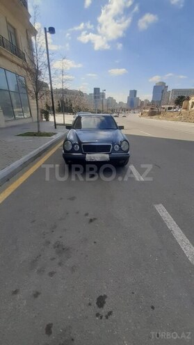 Mercedes E 220 1998, 488,000 km - 2.2 l - Bakı