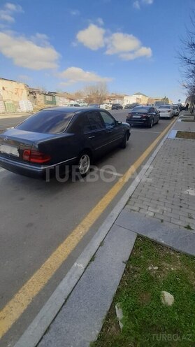 Mercedes E 220 1998, 488,000 km - 2.2 l - Bakı