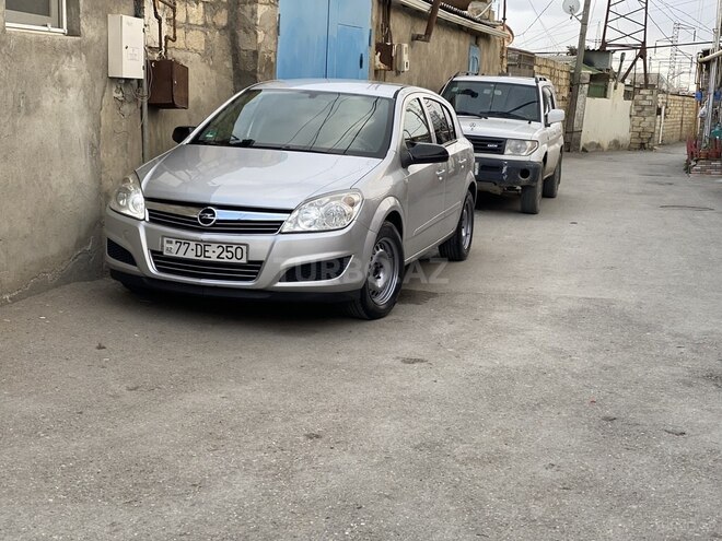 Opel Astra 2009, 216,212 km - 1.4 л - Xırdalan