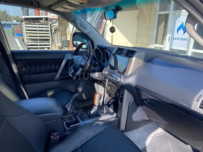 Toyota Prado 2012, 240,000 km - 2.7 l - Bakı