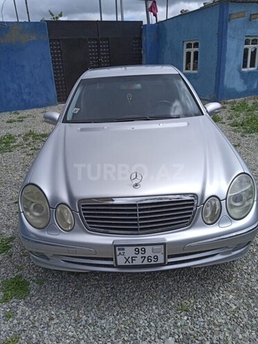 Mercedes E 240 2002, 290,000 km - 2.4 l - Bakı