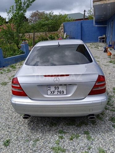 Mercedes E 240 2002, 290,000 km - 2.4 l - Bakı