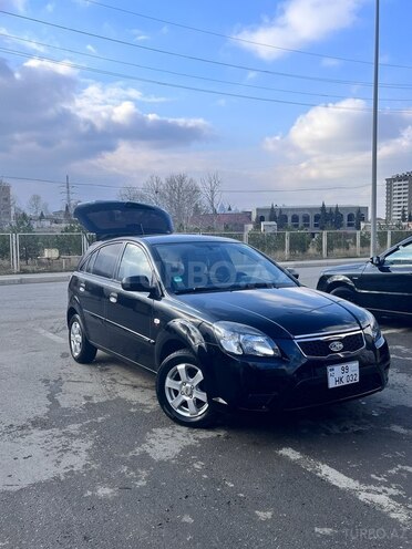Kia Rio 2009, 190,000 km - 1.4 l - Gəncə