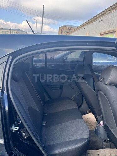 Kia Rio 2009, 190,000 km - 1.4 l - Gəncə