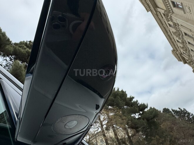 Land Rover Discovery 2017, 41,000 km - 3.0 l - Bakı