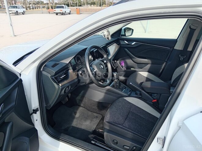 Skoda Kamiq 2022, 33,000 km - 1.6 l - Bakı