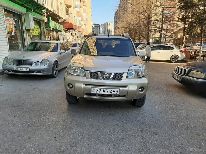 Nissan X-Trail 2006, 288,000 km - 2.5 l - Bakı