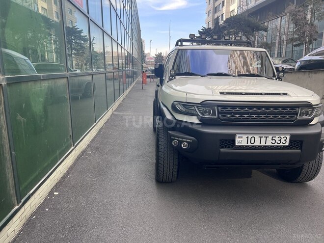 Toyota FJ Cruiser 2012, 96,000 km - 4.0 л - Bakı