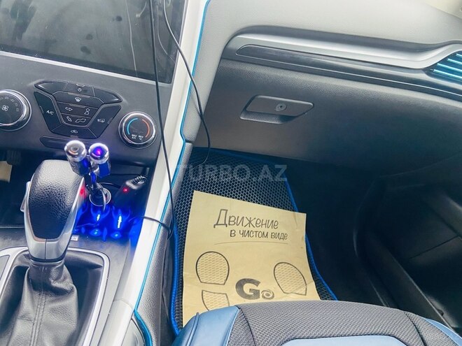 Ford Fusion 2015, 270,000 km - 1.5 л - Tovuz