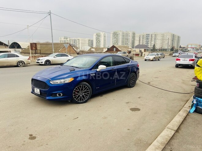 Ford Fusion 2015, 270,000 km - 1.5 л - Tovuz