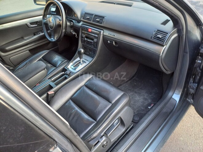 Audi A4 2004, 355,000 km - 1.8 l - Bakı