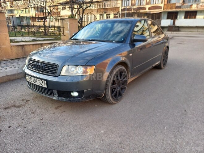 Audi A4 2004, 355,000 km - 1.8 l - Bakı