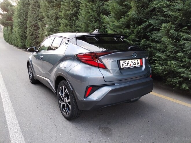 Toyota C-HR 2021, 57,000 km - 1.8 л - Bakı