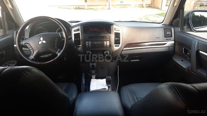 Mitsubishi Pajero 2014, 135,000 km - 3.8 л - Bakı